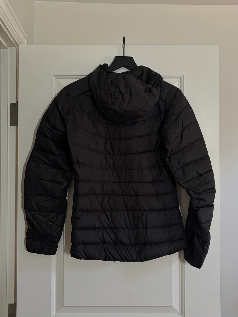 Arc'teryx Black Hooded Women's Puffer Jacket - Picture 5 of 6